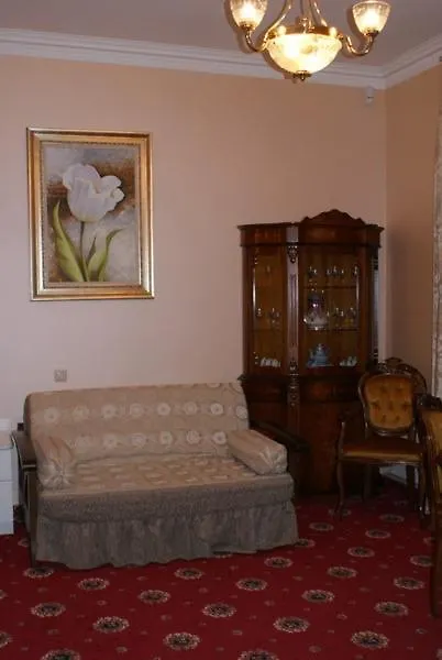 Nelly Aparthotel Kiev Inn