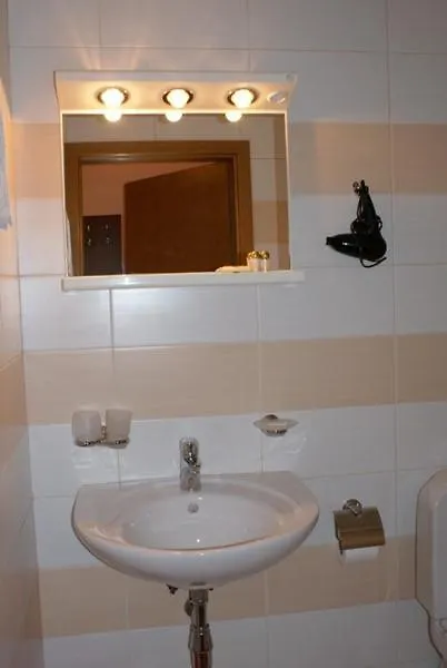 Inn Nelly Aparthotel Kiev